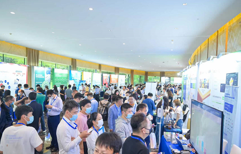 202210271025516359ec2fda36e